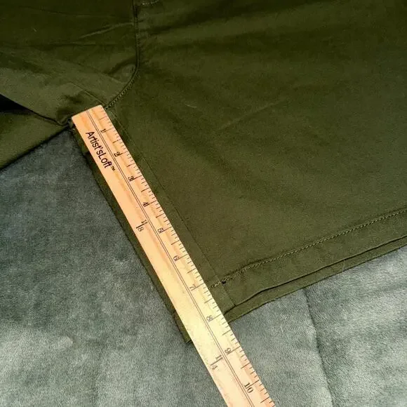 Old Navy Slim Built-In Flex Rotation Chino Shorts Men’s 38 Olive Green 8" Inseam - Picture 5 of 6